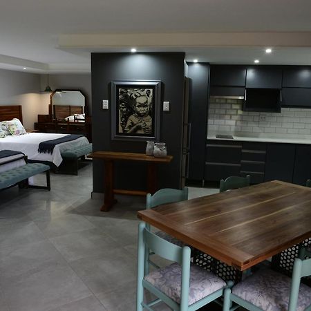 250Onindus Apartment พริทอเรีย ภายนอก รูปภาพ
